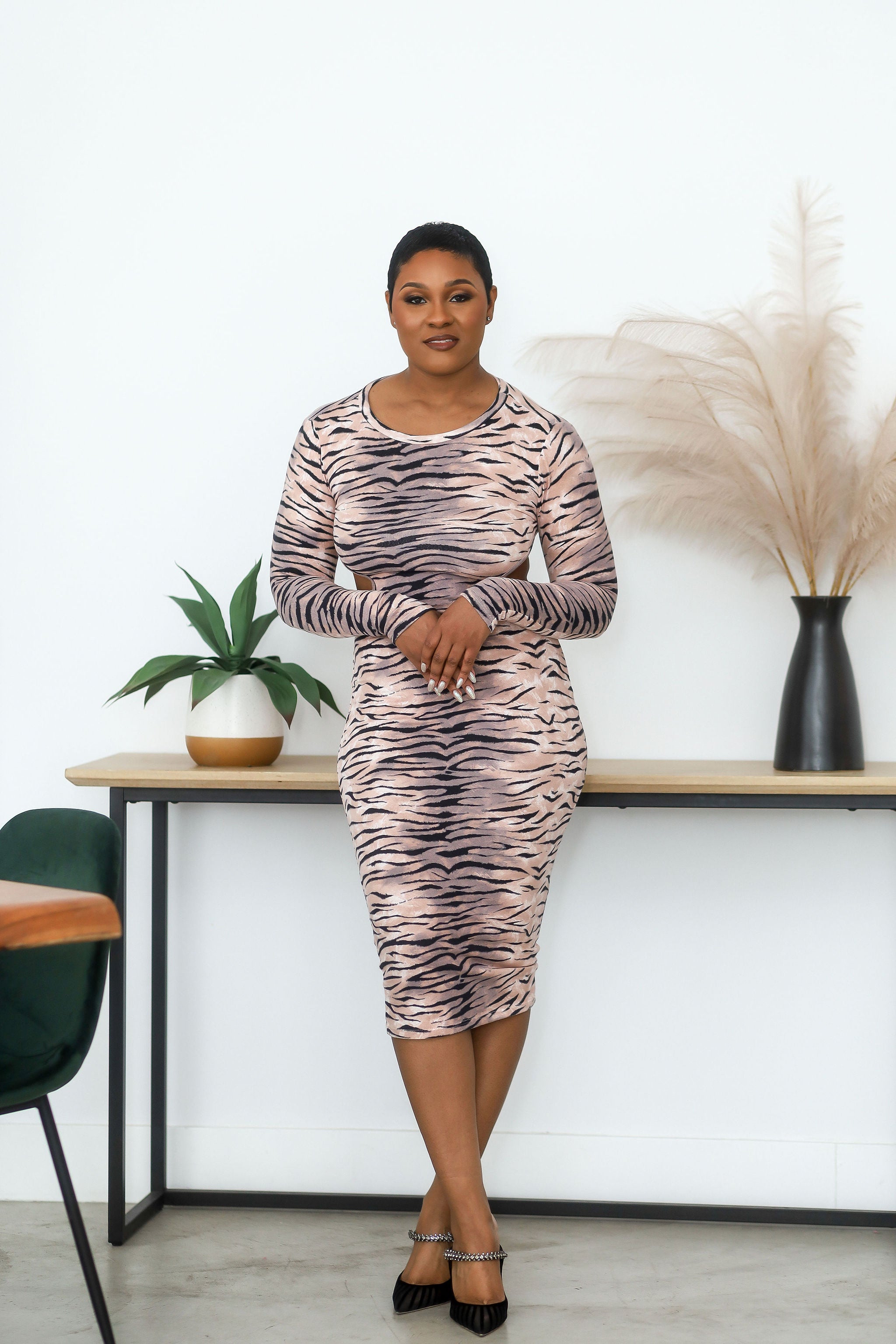 Zee- Midi Dress