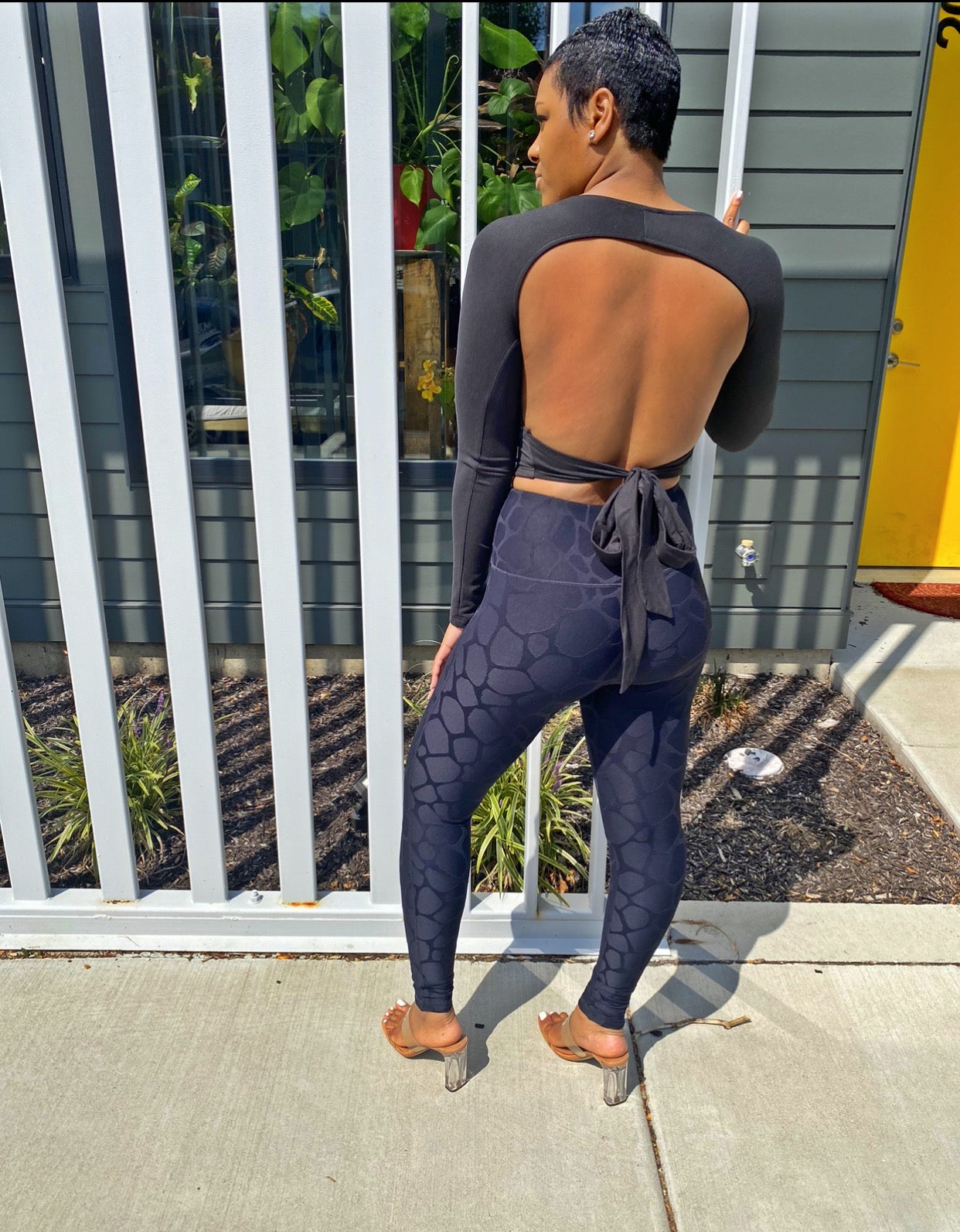 Ariel | Backless Top (Black)