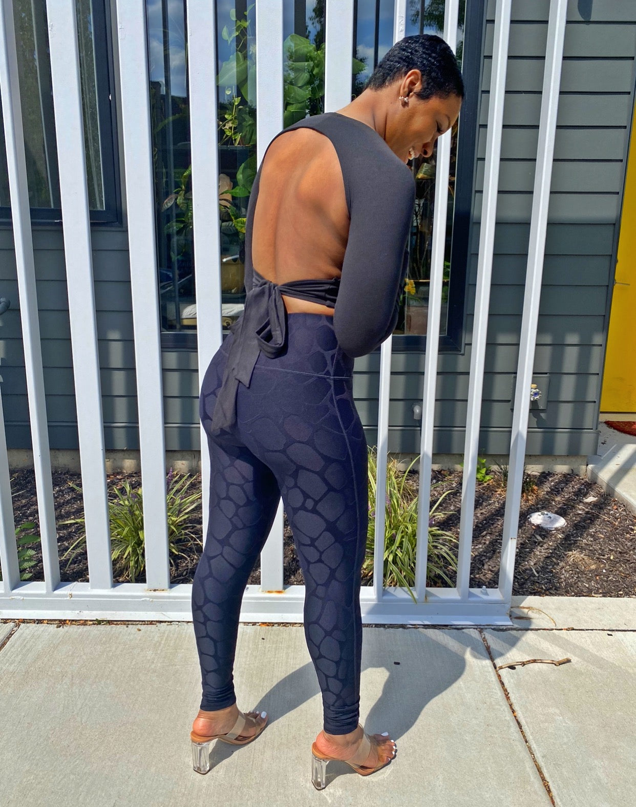 Ariel | Backless Top (Black)